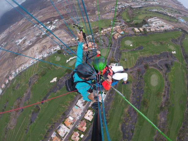 Progression and improvement course for paragliding flights in Tenerife - Image 3